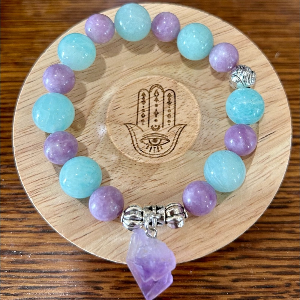 All genuine crystals beaded bracelet